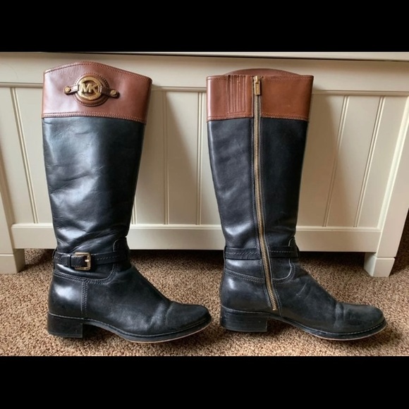 Michael Kors Stockard Boots - Picture 3 of 10
